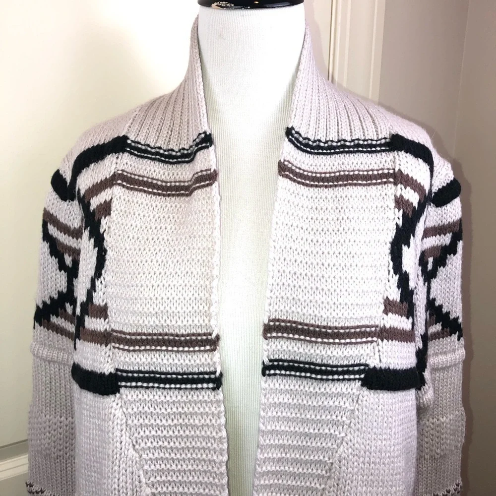 Love Stitch Chunky Ivory White Sweater Cardigan S